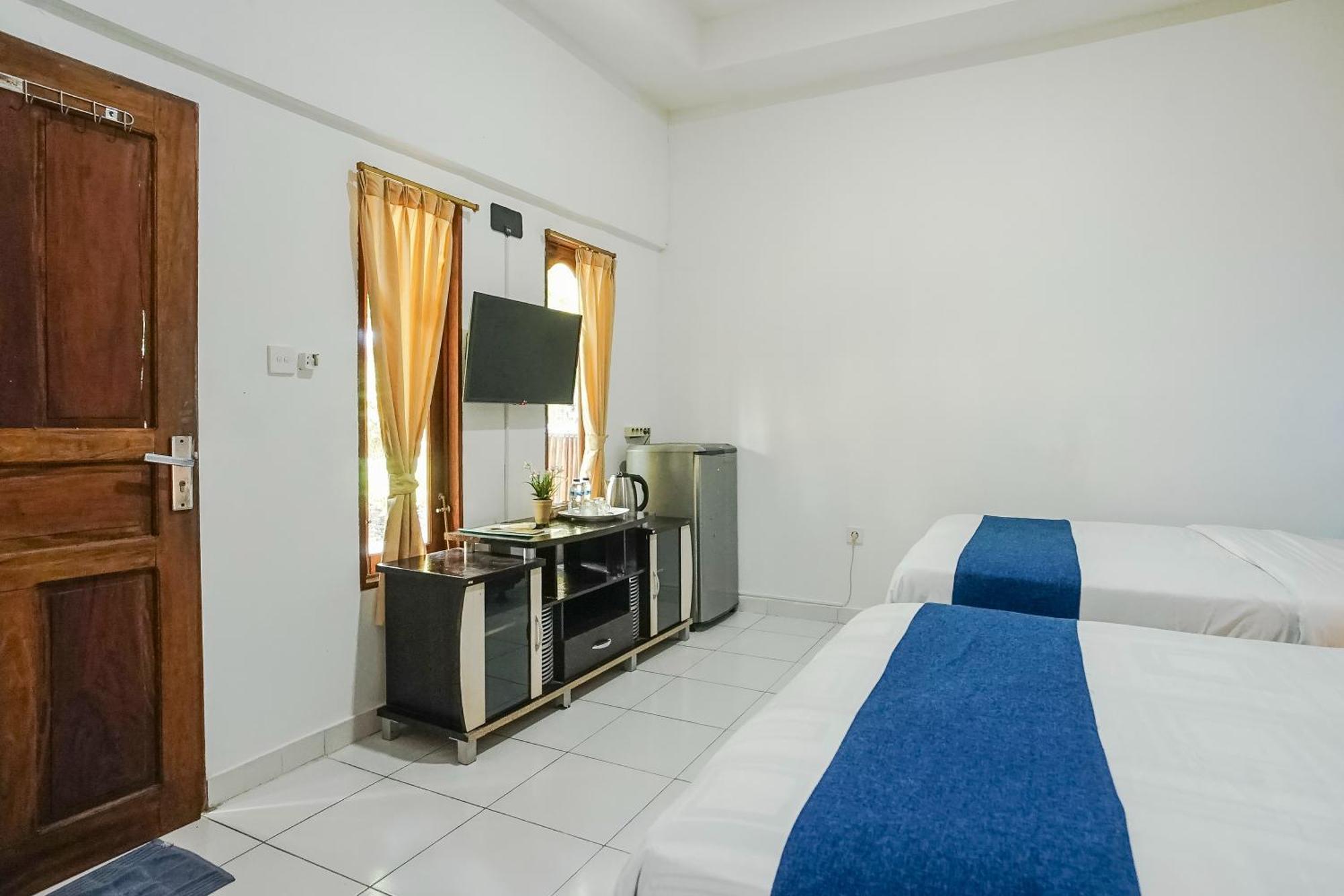 Kampung 168 Hotel Jimbaran Kültér fotó