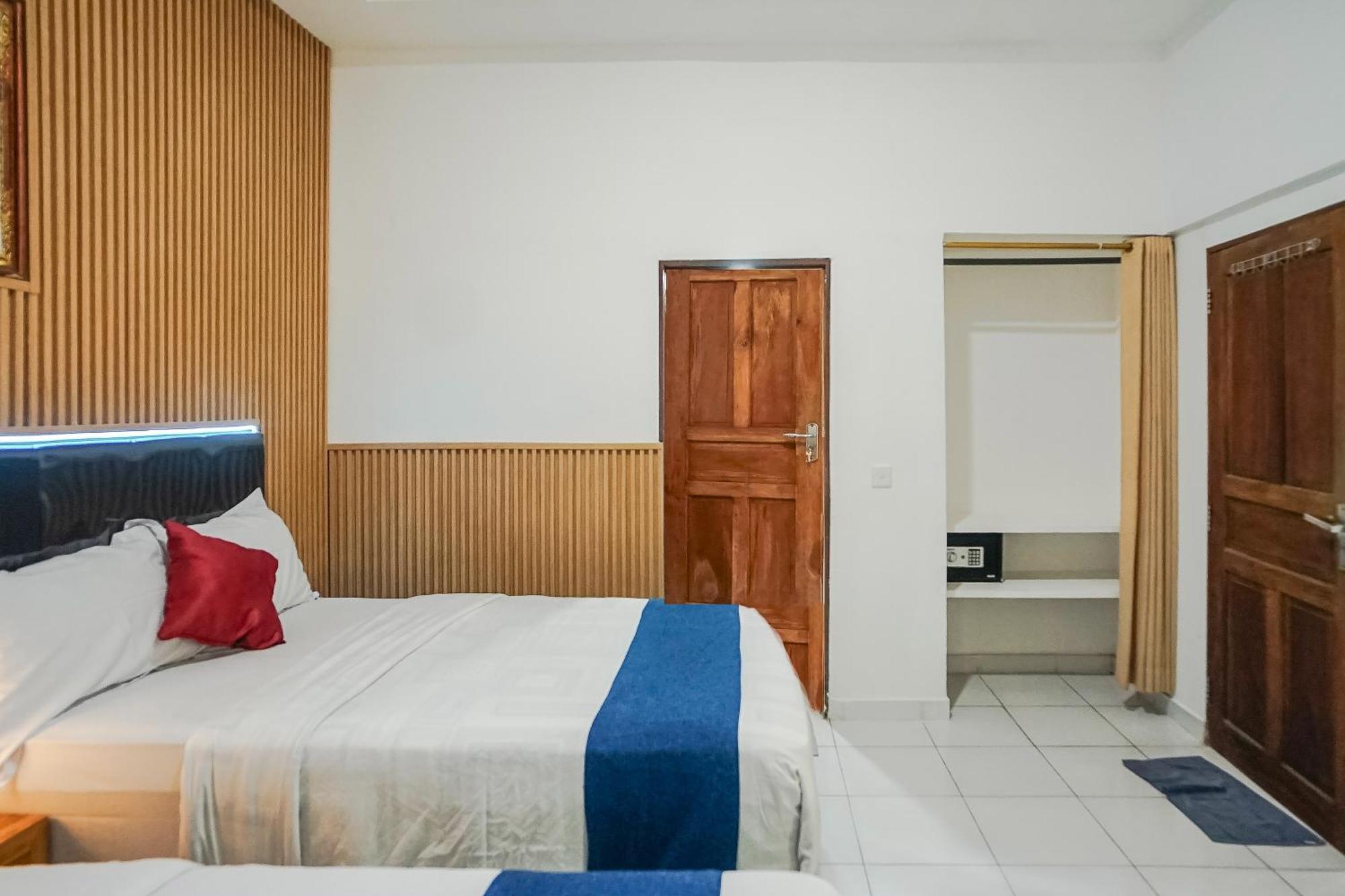 Kampung 168 Hotel Jimbaran Kültér fotó