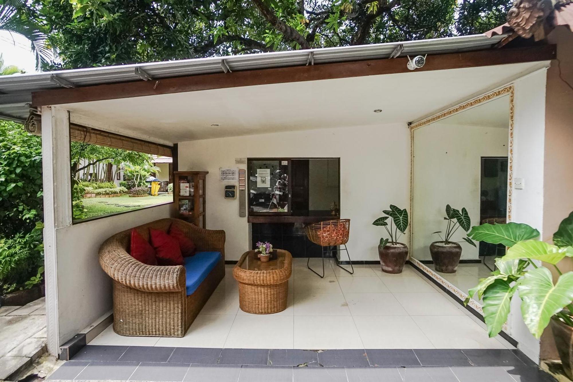 Kampung 168 Hotel Jimbaran Kültér fotó