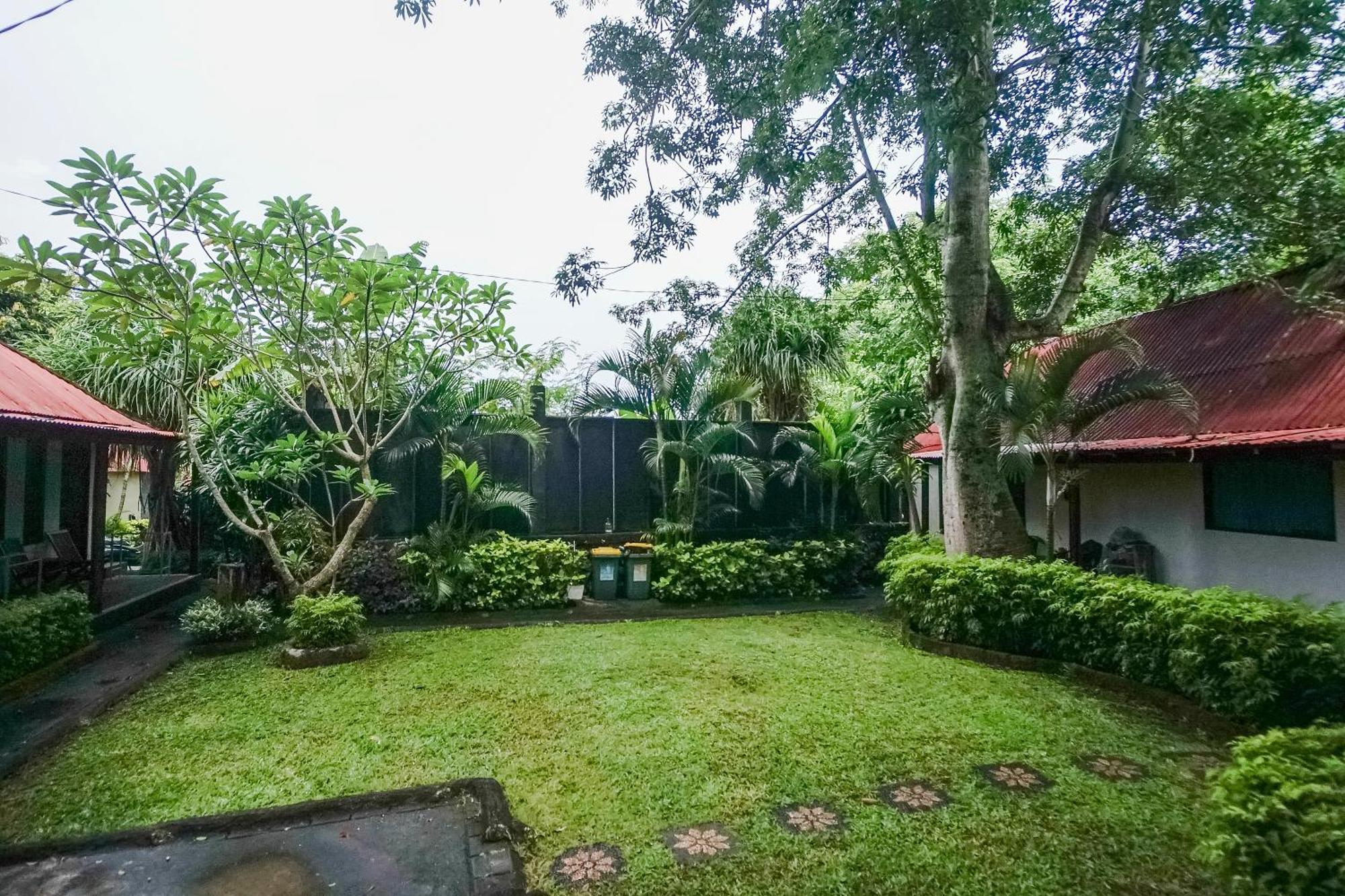 Kampung 168 Hotel Jimbaran Kültér fotó
